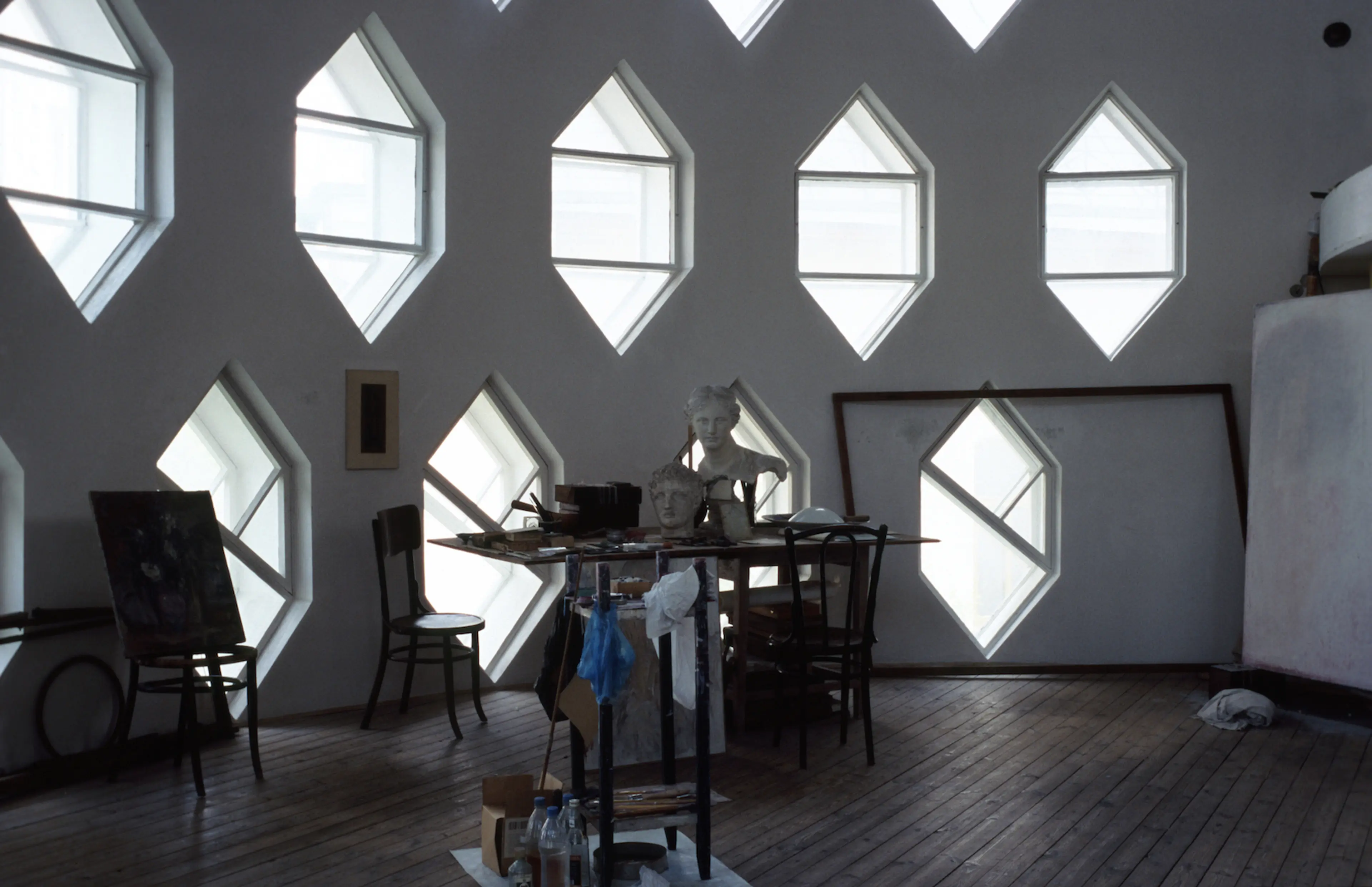The Melnikov House [Melnikov Evi] (2007) belgeselinden bir kare ©Oy Bad Taste Ltd.