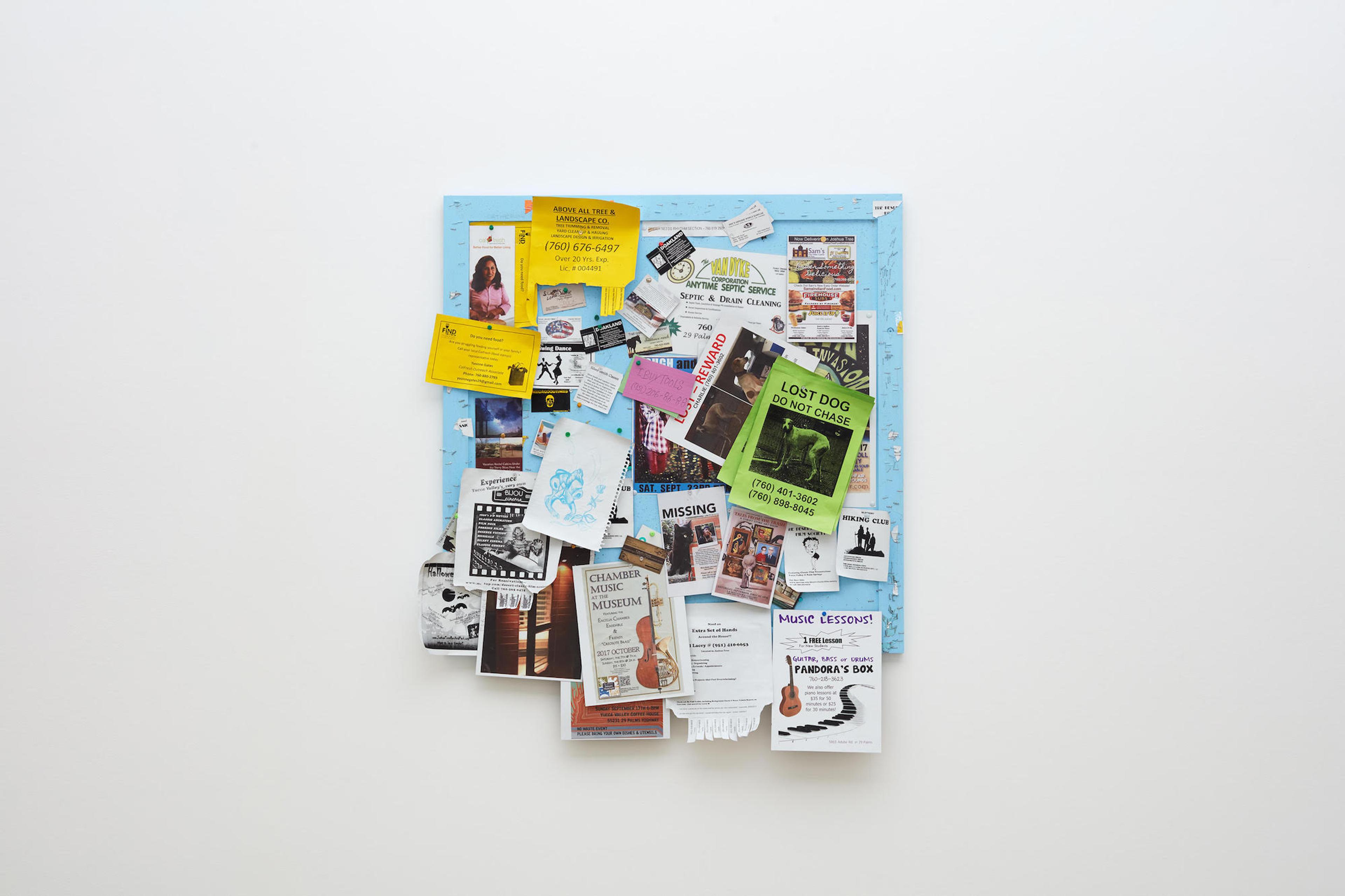 Fiona Connor, Community Notice Board (Joshua Tree Laundry) , 2017 Sanatçı, Modern Art (Londra) ve 1301PE’nin (Los Angeles) izniyle