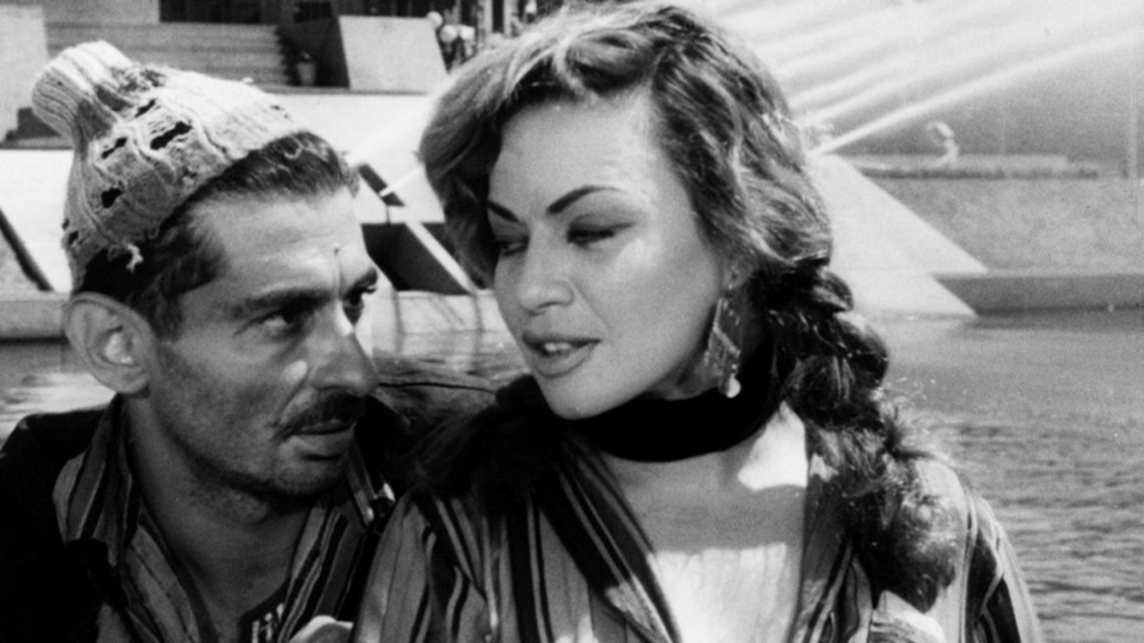 Still from Bab el-Hadid [Cairo Station] (1958) ©Misr International Films