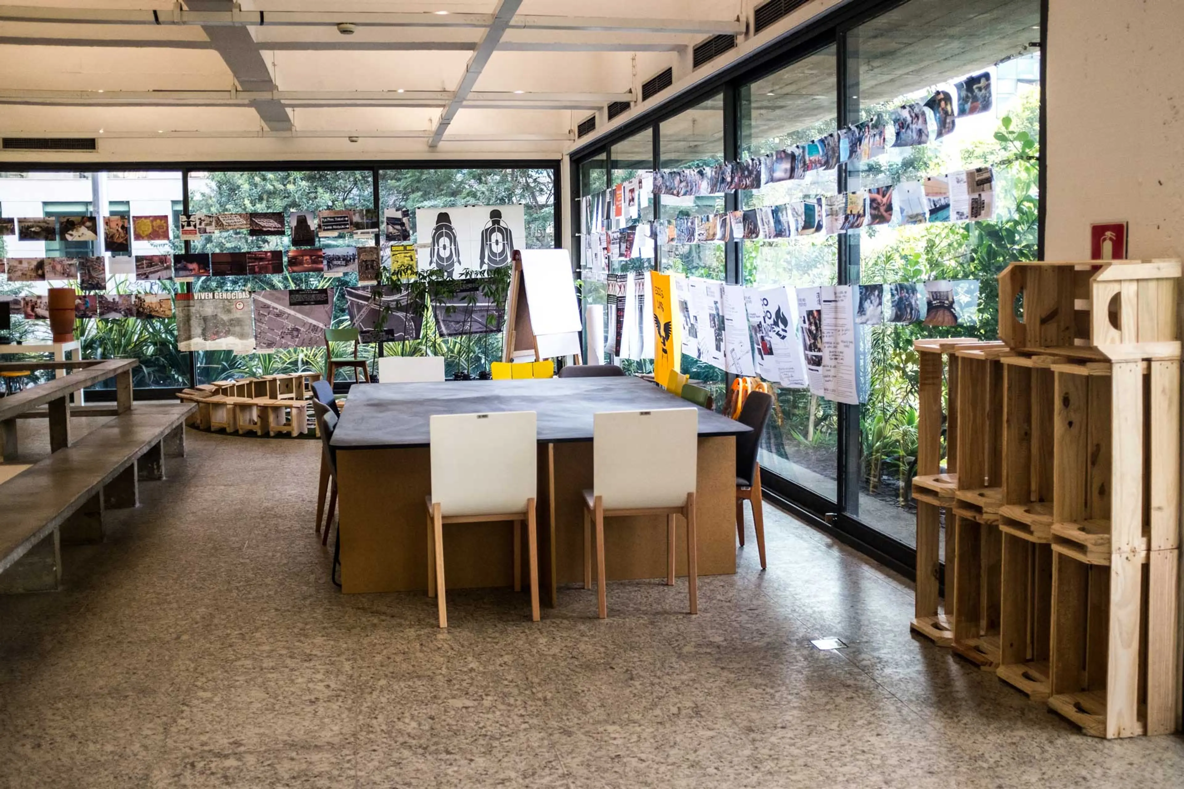 Contrafilé Group, Device Space, Playgrounds 2016 sergisinden görünüm, São Paulo Museum of Art, 2016 Fotoğraf: Julio Cardoso/Collection Contrafilé Group