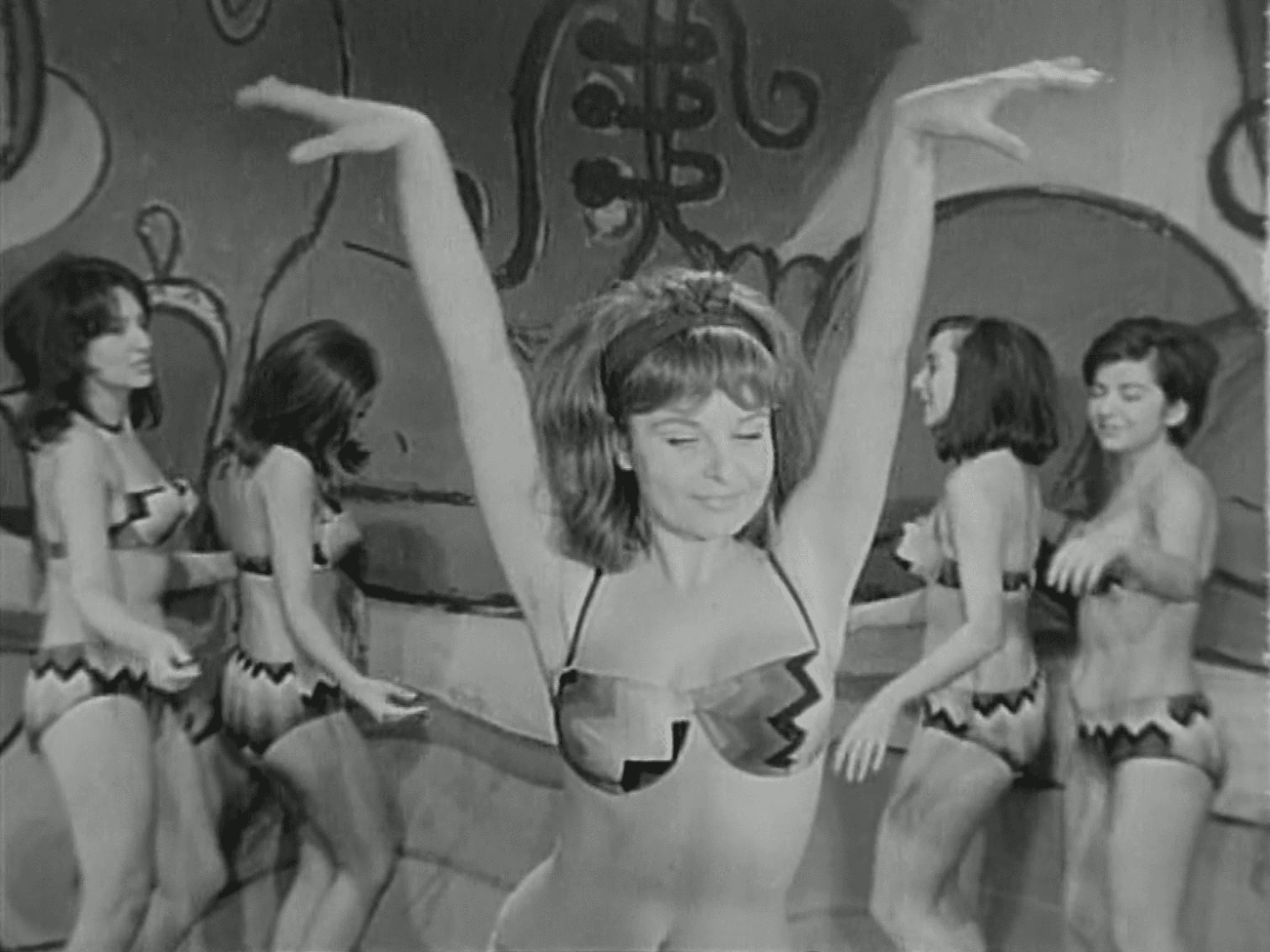 Beş Şeker Kız (1964) filminden bir kare ©Fanatik Film