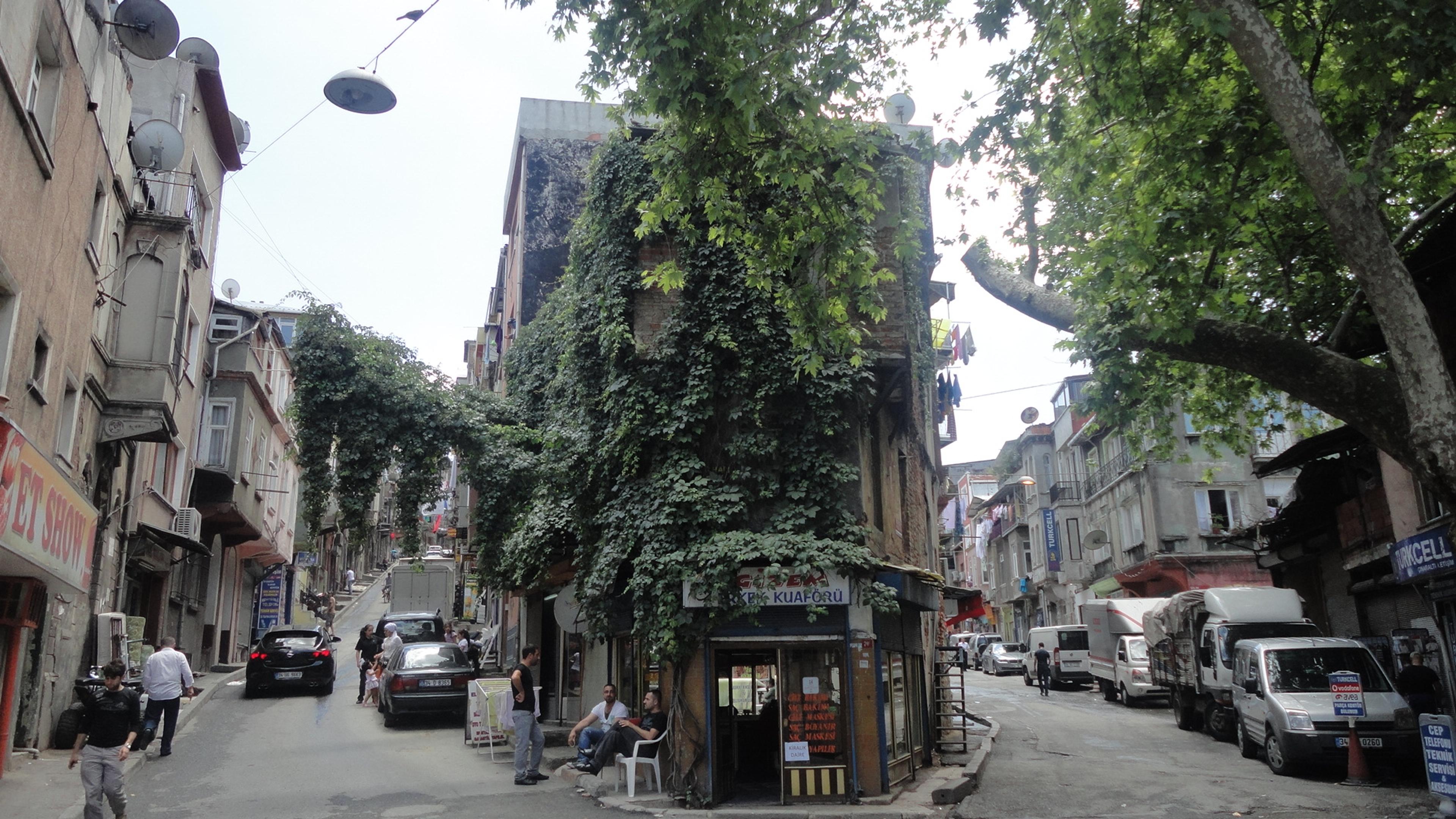 Tarlabaşı, 2012 (Photo: Sarah El-Kazaz)