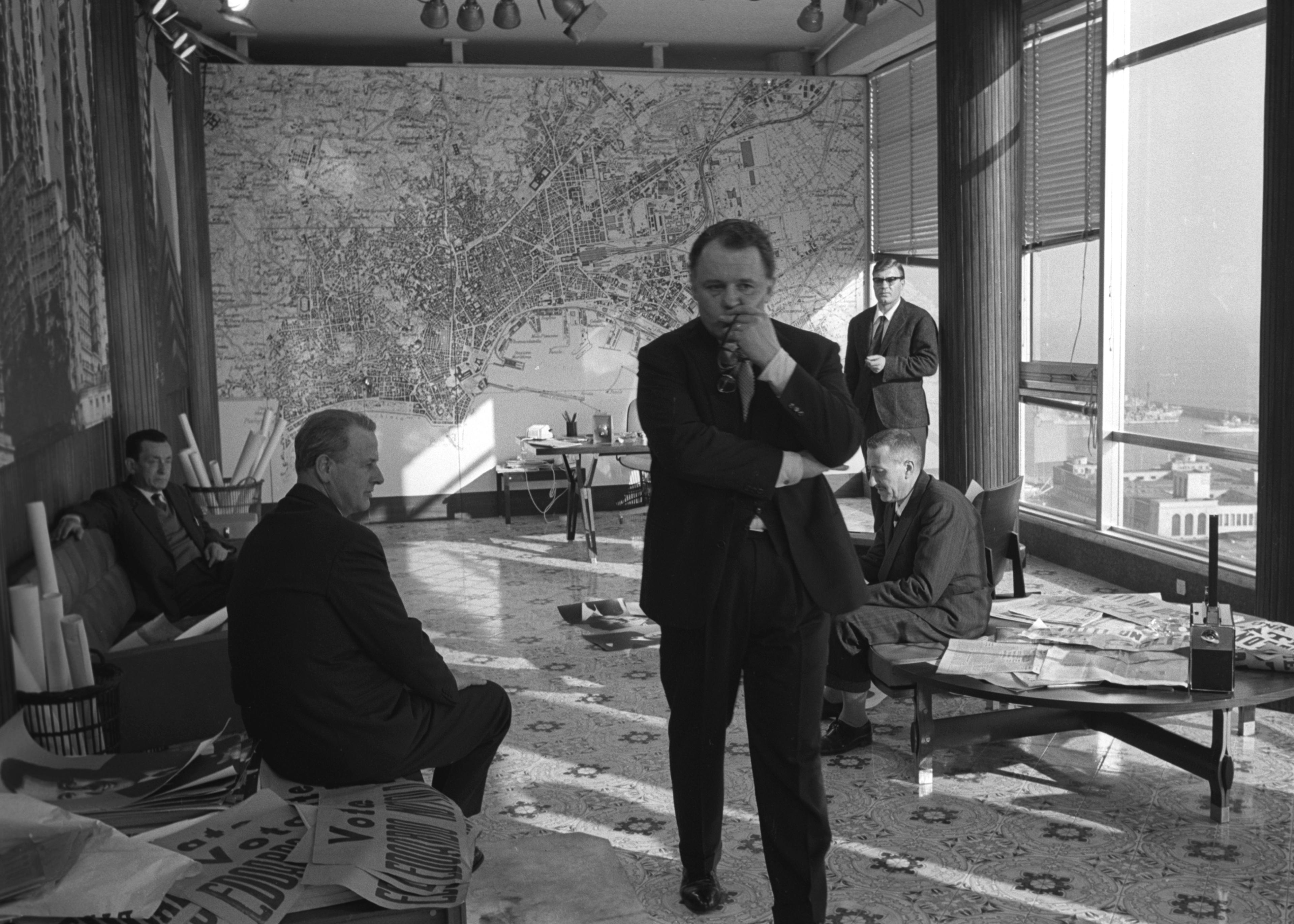 Still from Le mani sulla città [Hands Over the City] (1963) ©Intramovies