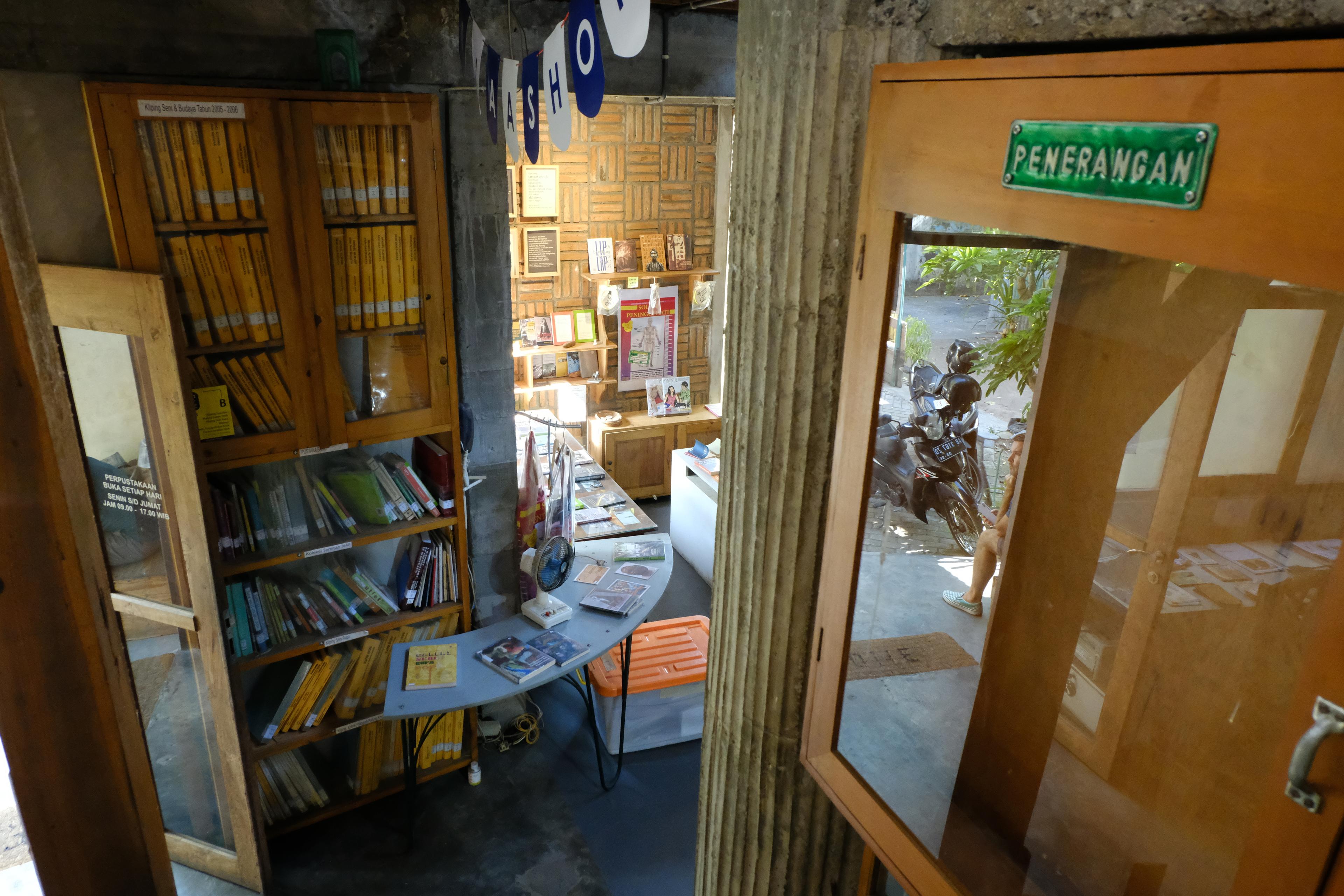 Indonesian Visual Art Archive (IVAA) izniyle