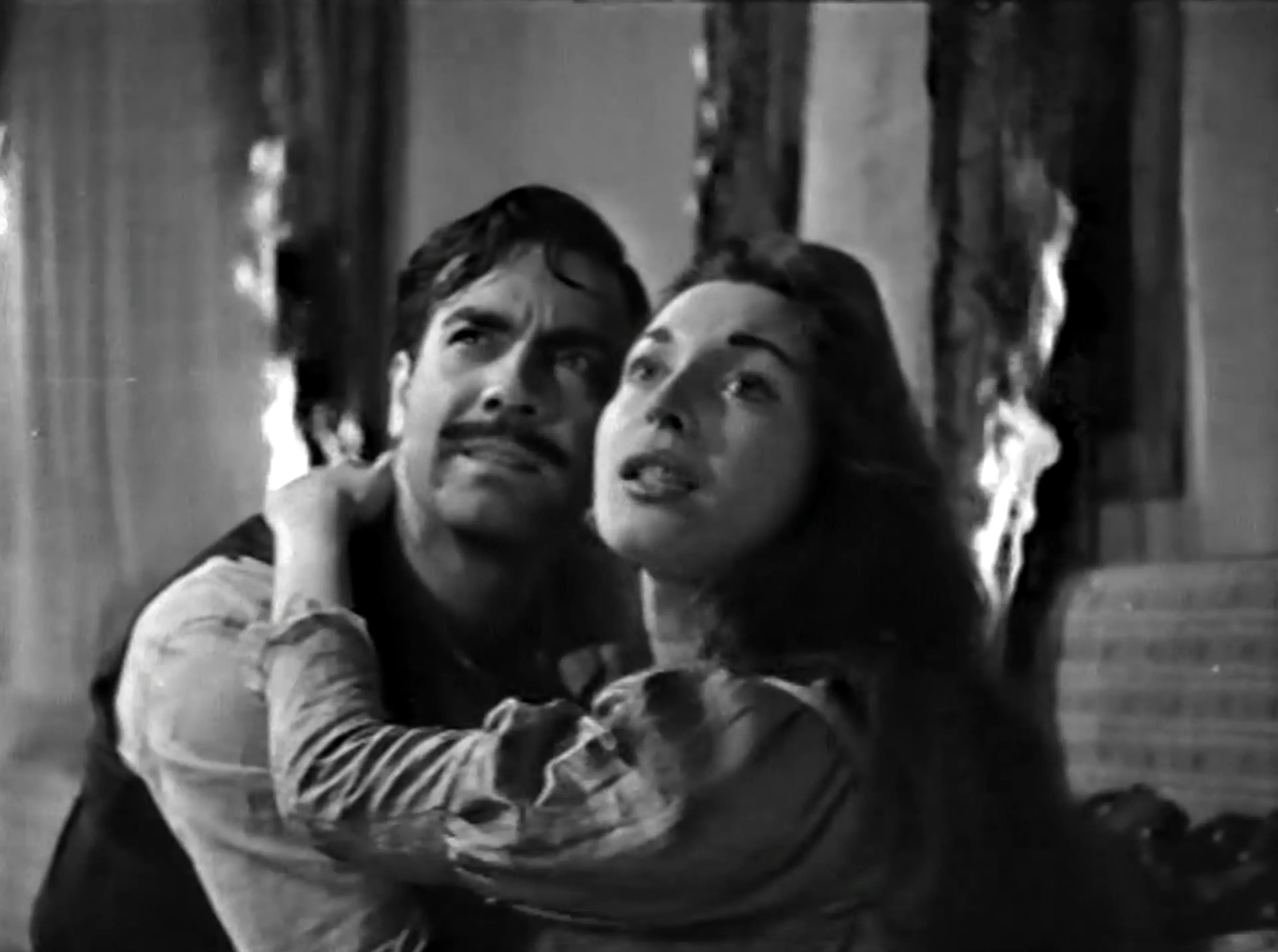 Still from Yangın Var: Eski İstanbul Kabadayıları [Fire: Old Istanbul Tough Guys] (1960) ©Fanatik Film