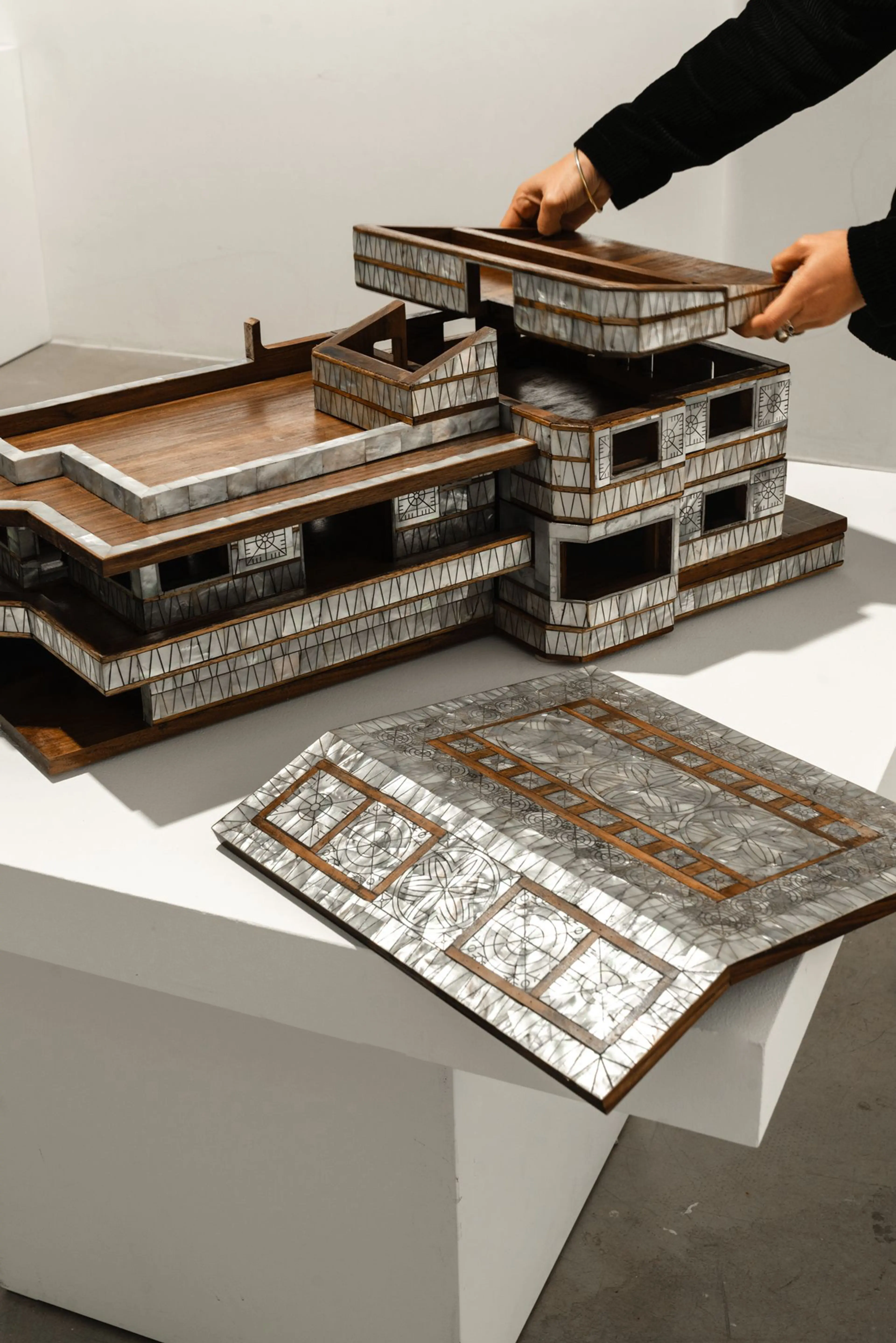 Dima Srouji, Model of a Sacred Home [Kutsal Bir Evin Maketi], 2025 Ab-Anbar Gallery’nin izniyle