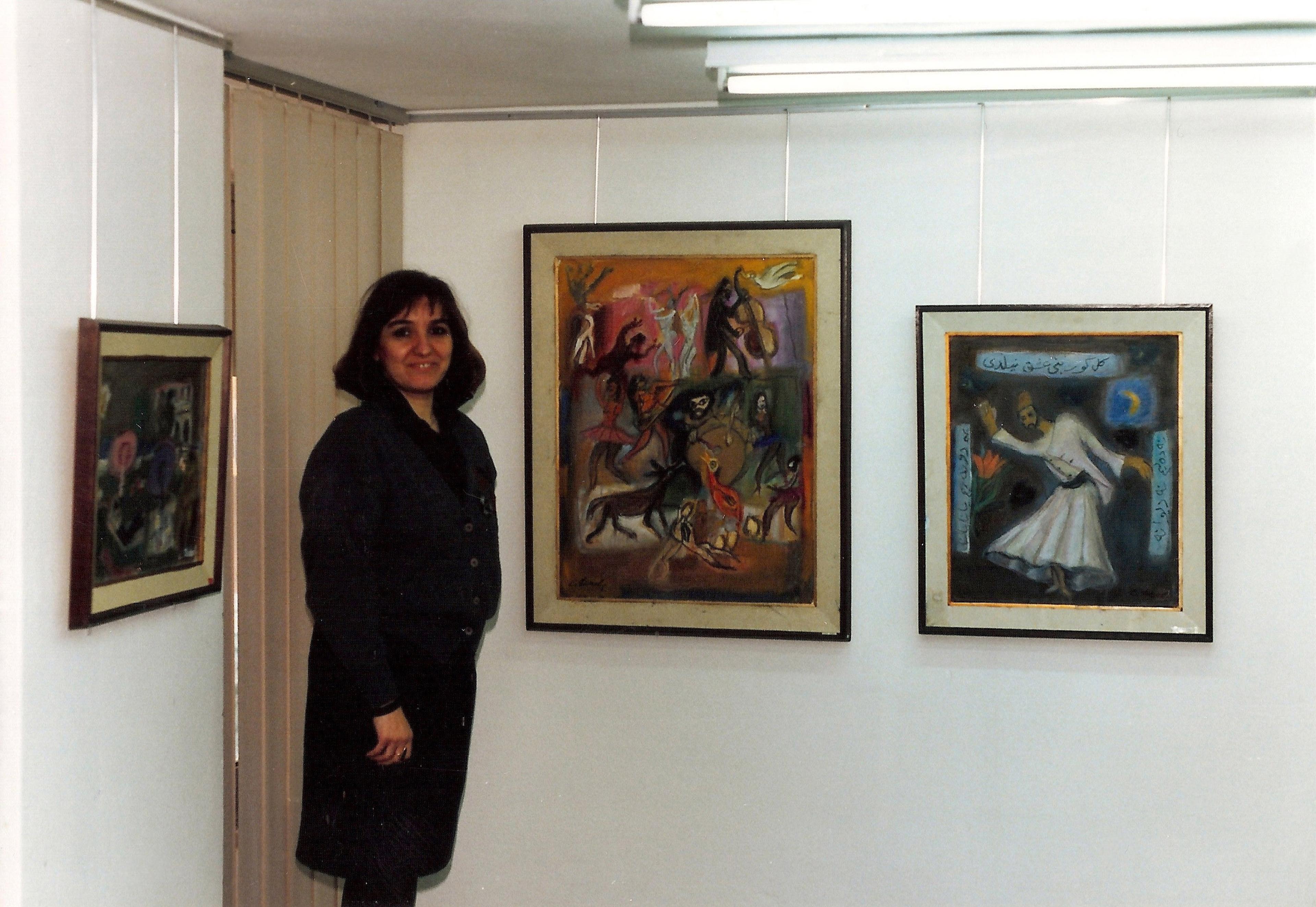 Mine Gülener, Müstakiller ve D Grubuna Saygı sergisinde, Mine Sanat Galerisi (Altıyol-Kuşdili), 1988 Salt Araştırma, Mine Sanat Galerisi Arşivi