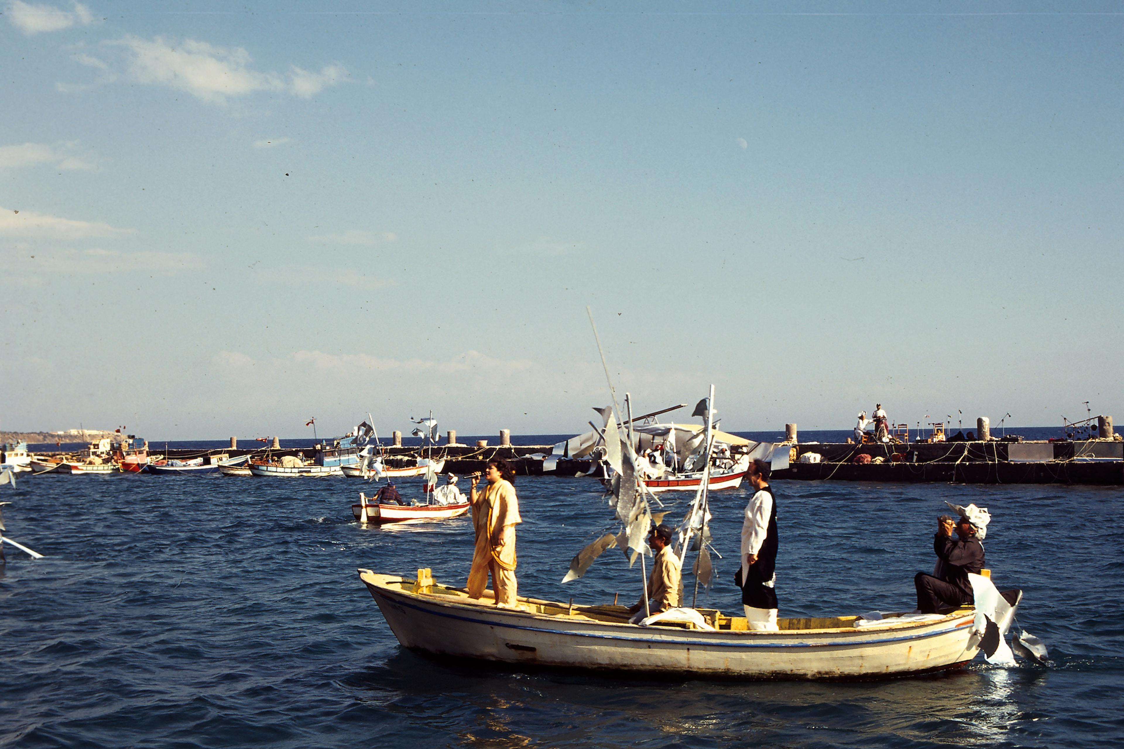 Safo [Sappho] by Ya Da Theatre, 2. Assos Performing Arts Festival, 1996 Photo: Raife Polat