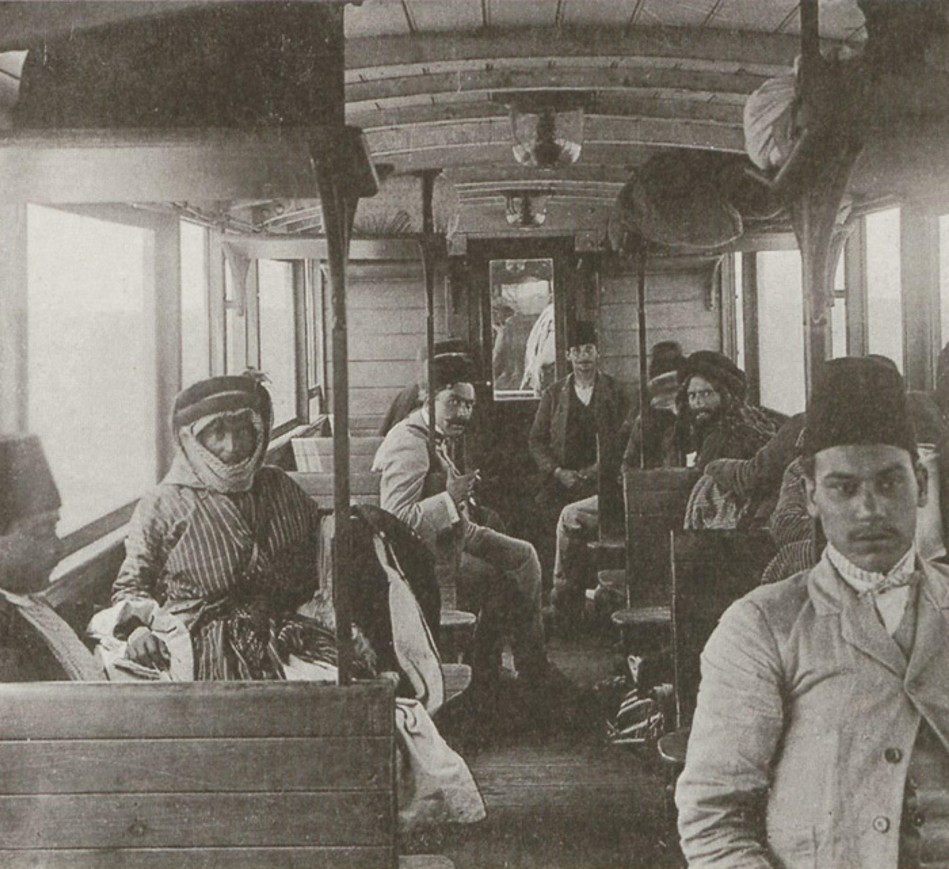 Hicaz Demiryolu, üçüncü sinif vagon, 1908 Dr. Jean-Alexandre Otrakji, mideastimage.com