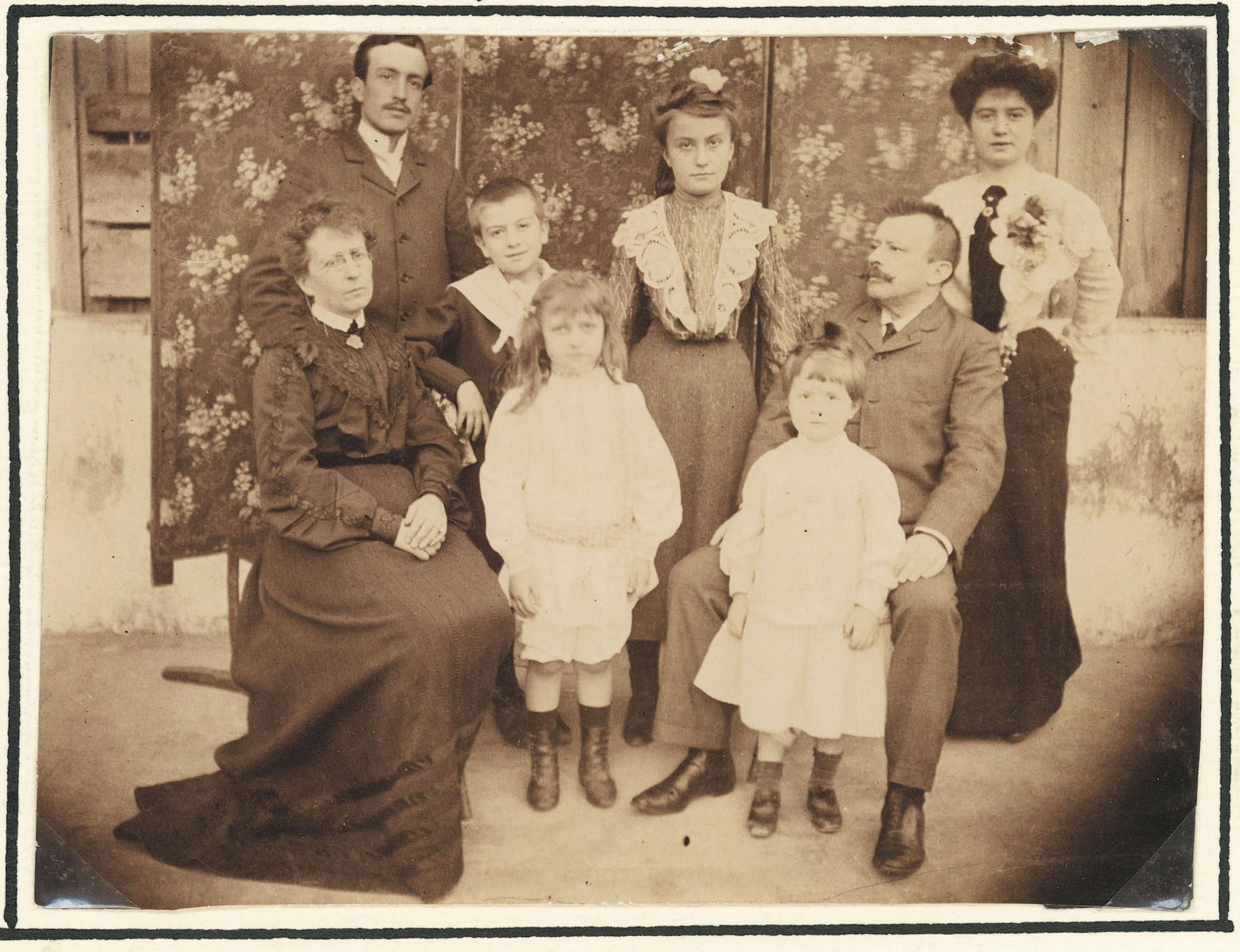 The Köpe family, Salonica, 1903 Antoine Köpe Archive Courtesy Elizabeth Childress