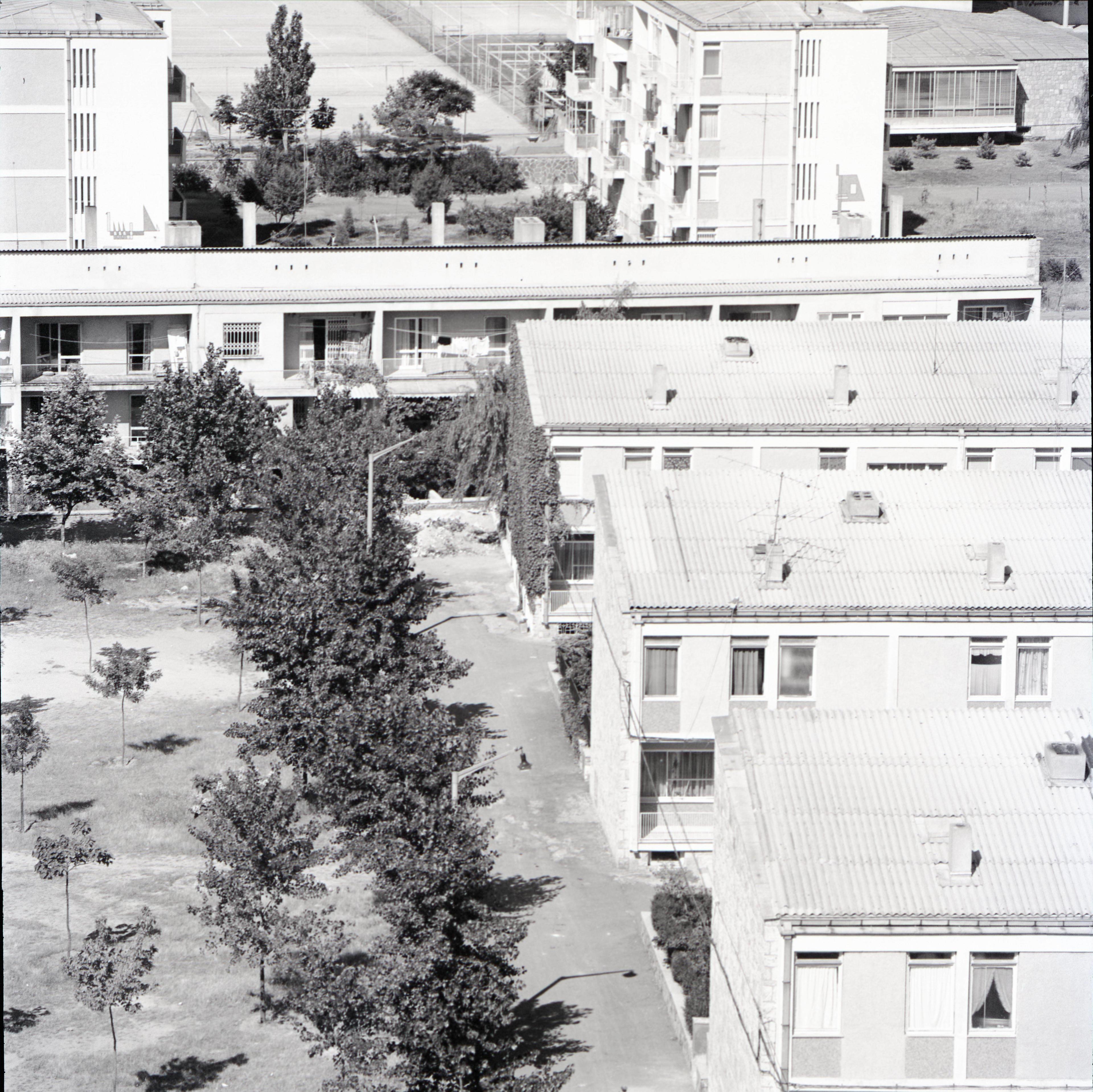 4th Levent neighborhood designed by Prof. Kemal Ahmet Arû in the 1950s Salt Research, Gültekin Çizgen Archive