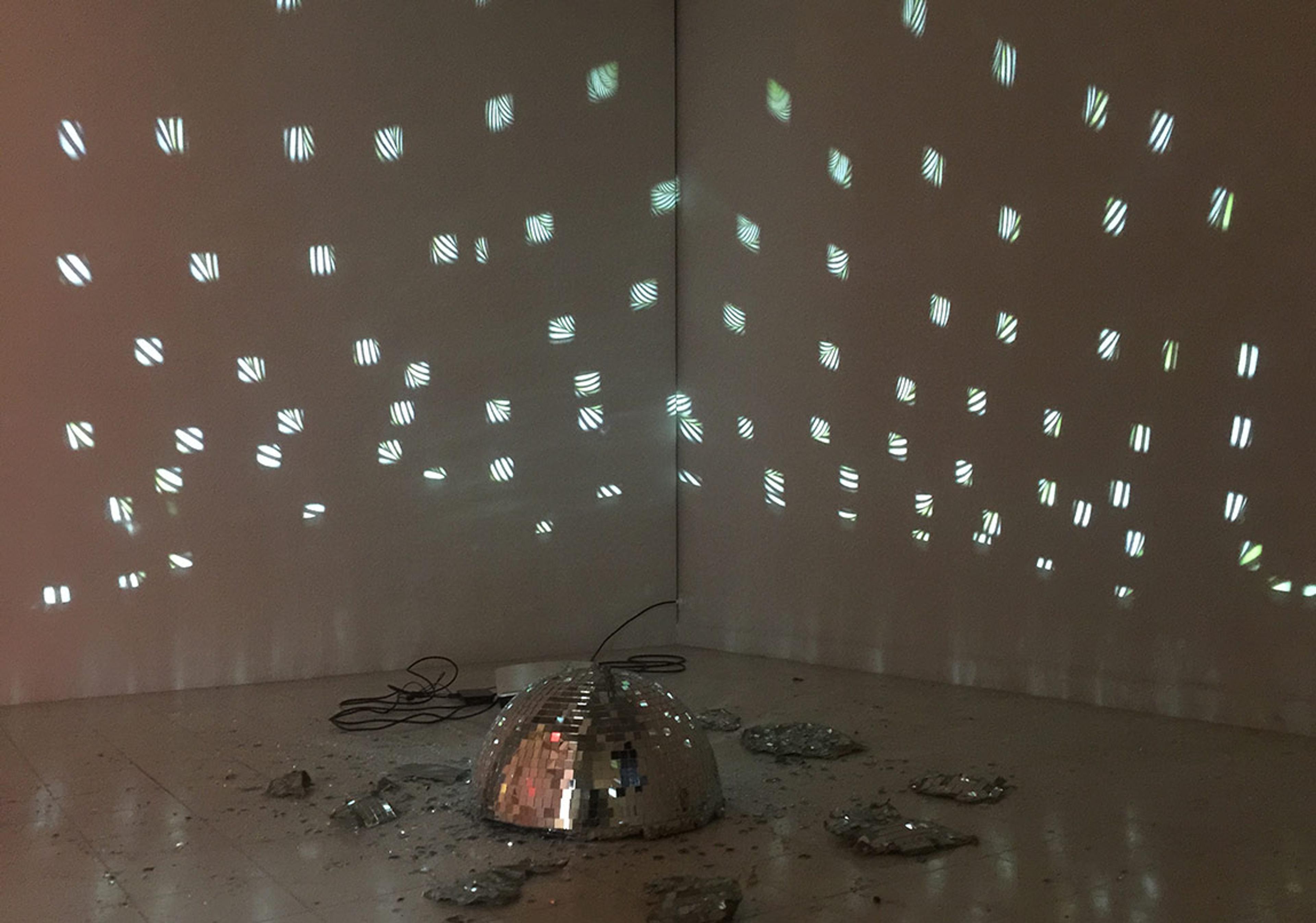 Ha Za Vu Zu, installation view from the exhibition Die Letzten Dinge Münster, 2008