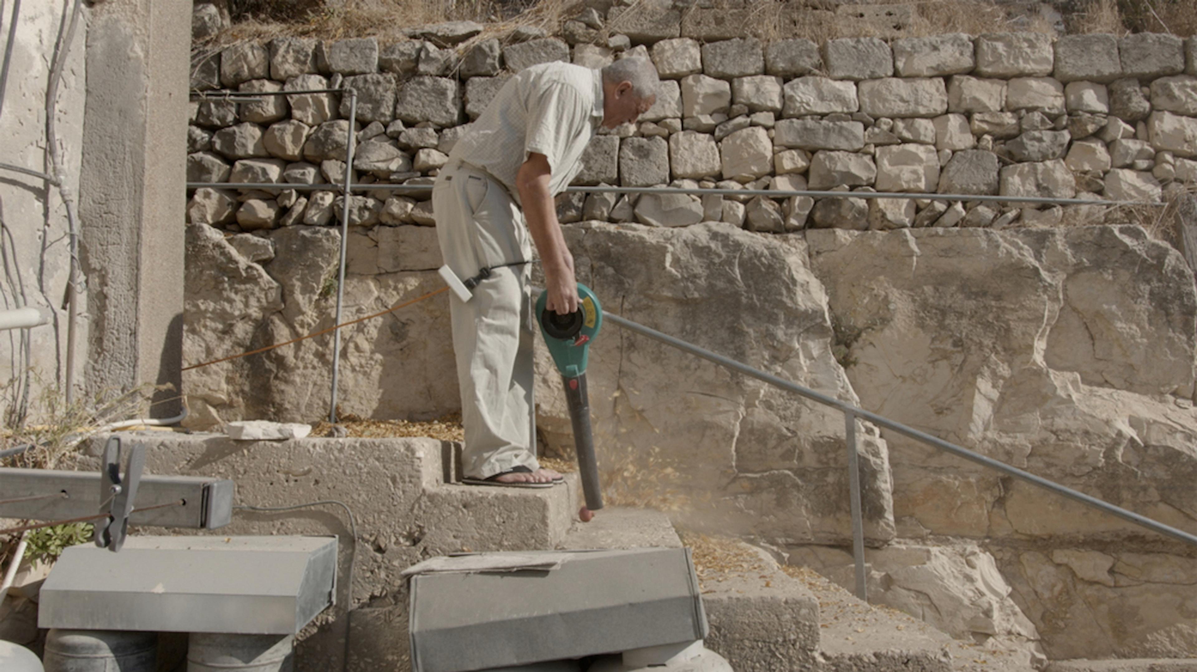 Still from We No Longer Prefer Mountains (2023) ©Inas Halabi