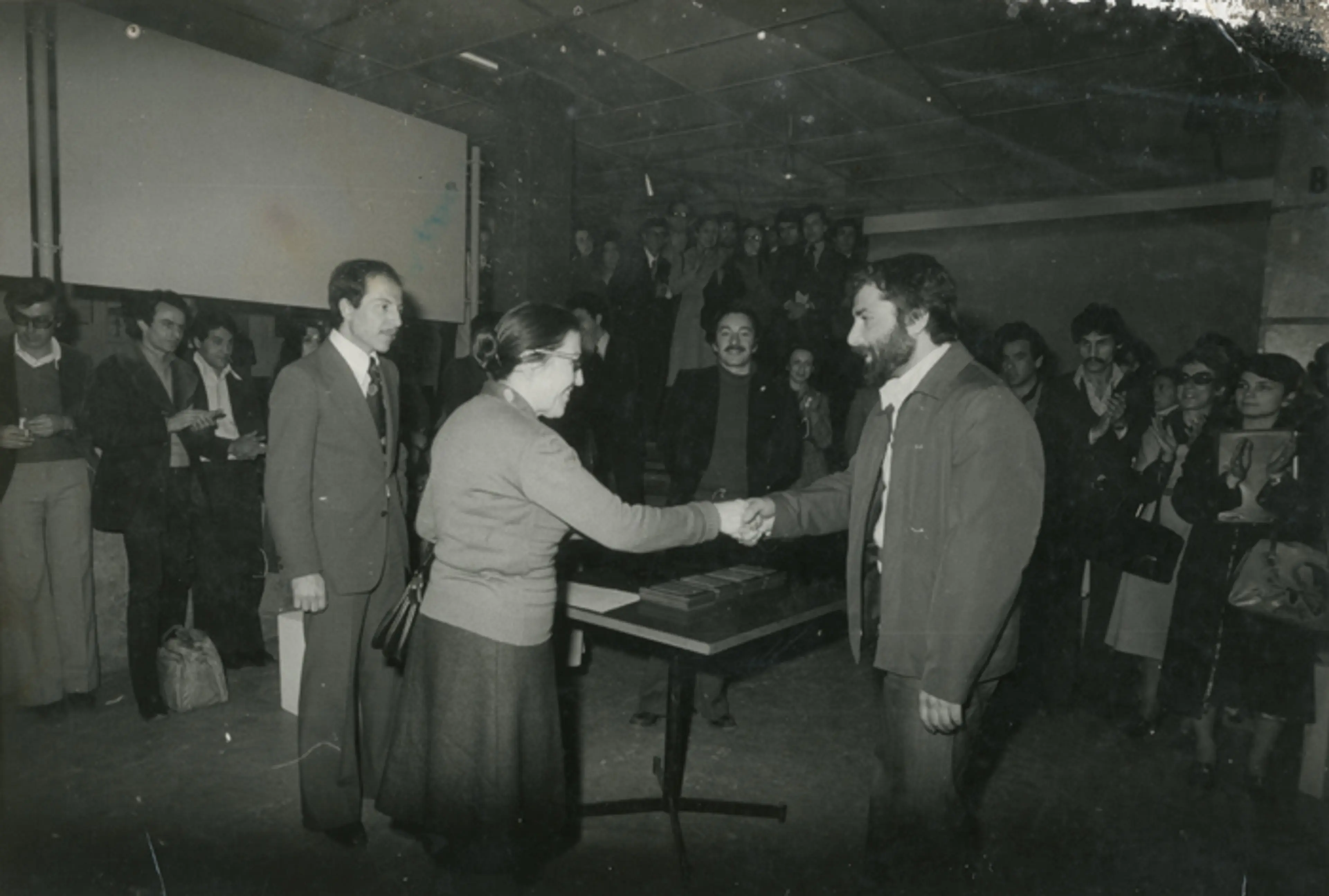 Prize giving ceremony of the Visual Artists Association’s First May Exhibition 05.05.1977 Archive: Yusuf Taktak