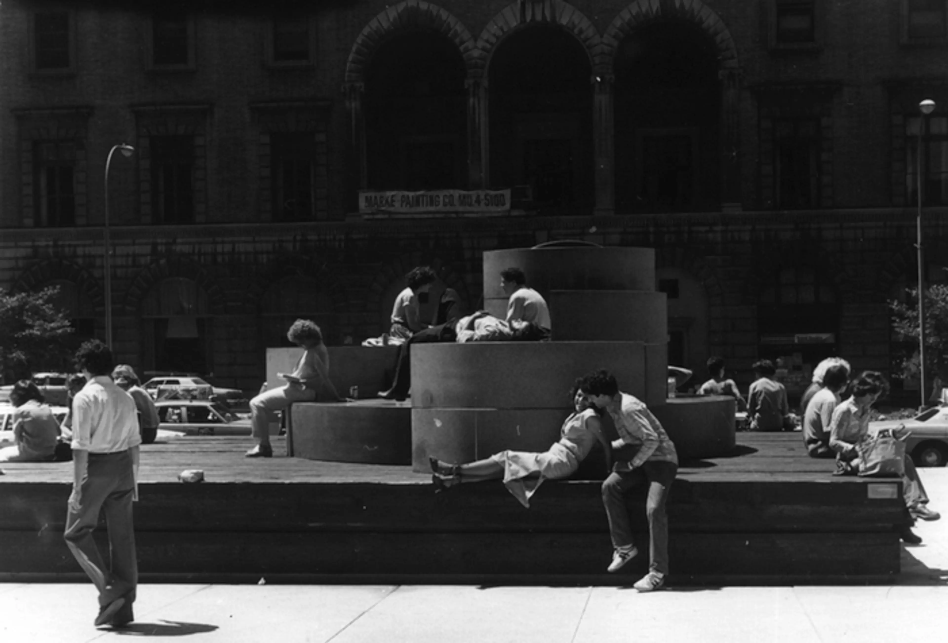 The Social Life of Small Urban Spaces (1988) filminden bir kare