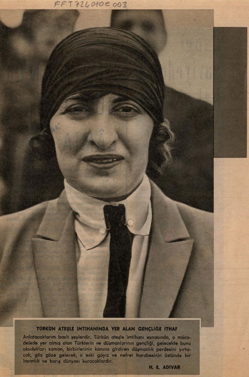 10 Fft724010e003 Halide Edib Adıvar’ın Avrupa’da çekilmiş bir fotoğrafı<br />
Salt Araştırma, Feridun Fazıl Tülbentçi Arşivi