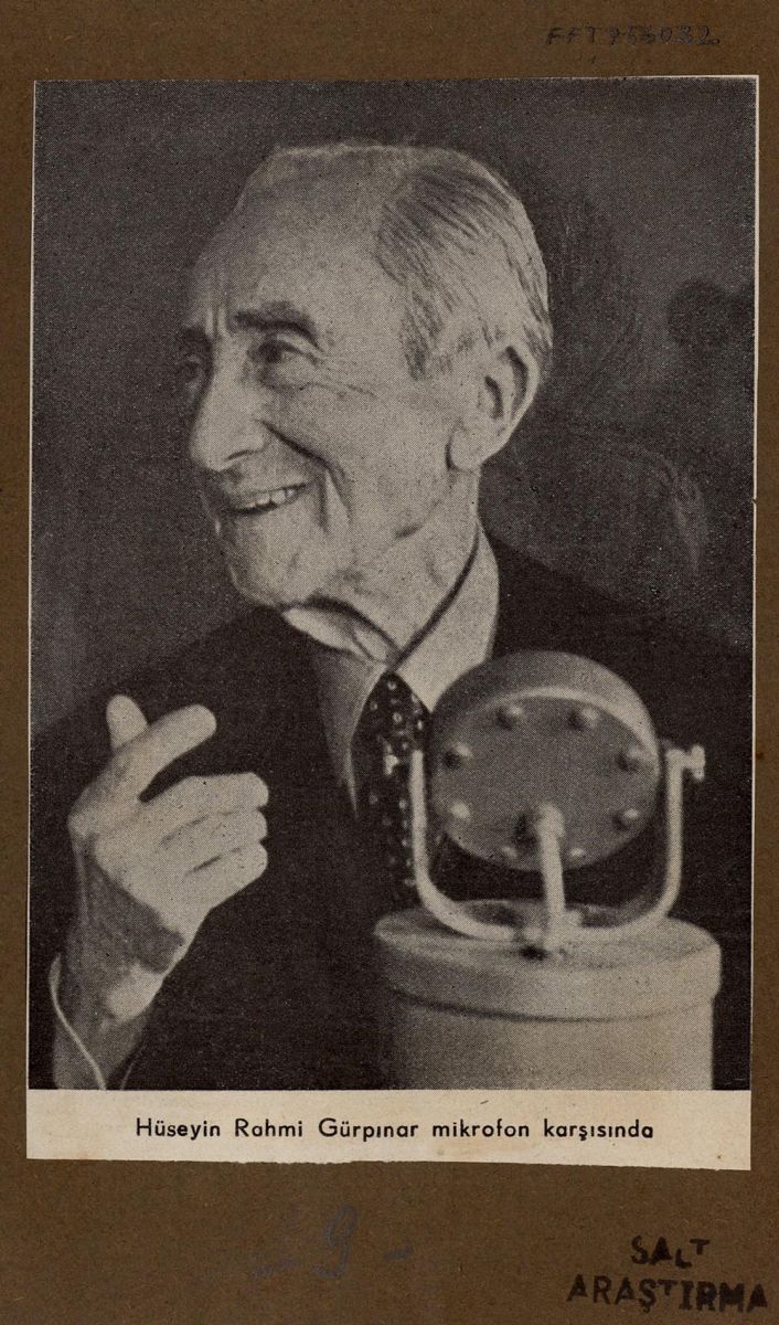 12 Fft756032 Hüseyin Rahmi Gürpınar, yazarlar jübilesinde<br />
Salt Araştırma, Feridun Fazıl Tülbentçi Arşivi <br />