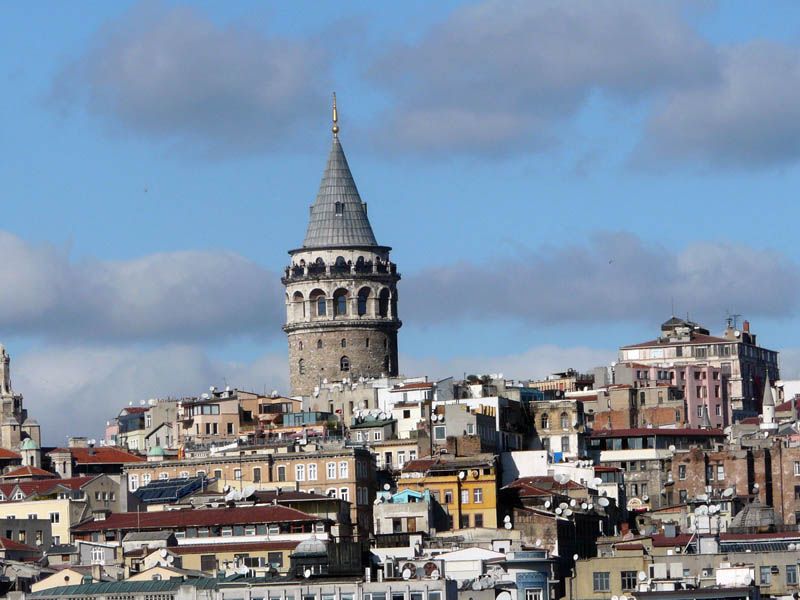  <i>Galata Kulesi</i> [Galata Tower]
Berk Arica
Beyoglu Anadolu Lisesi
2011