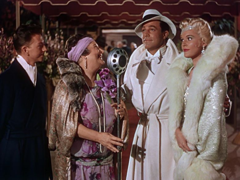 5 Singinintherain <i>Singin' in the Rain</i> [Yağmur Altında] (1952) filminden bir kare © BG Films