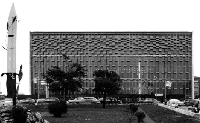 933 Atatürk Kültür Merkezi, 1977
SALT Araştırma, Hayati Tabanlıoğlu Arşivi