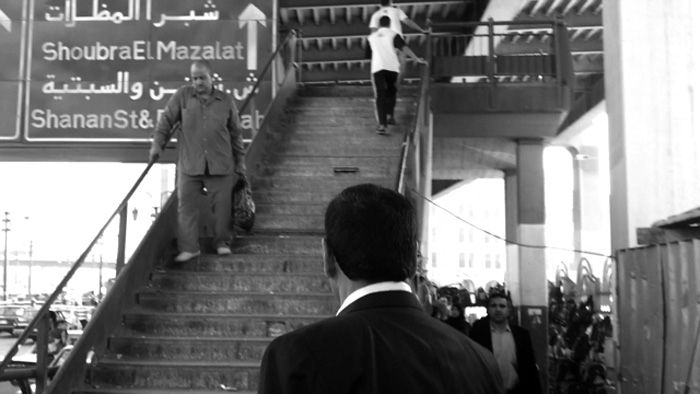 Blind Ambition 2                                                                                                                                                                                                                                                <i>Blind Ambition</i>’dan (2012) görüntü<br />
Hassan Khan ve Galerie Chantal Crousel'in izniyle